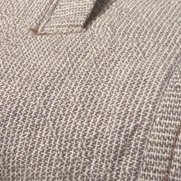 Women's Gray Capris - Picture 7 of 9